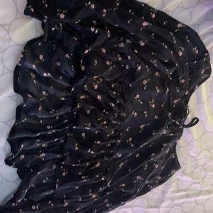 Hollister crop top- XS and baggy dress shirt